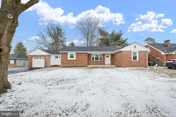 1049 Bear Rd, NEW CASTLE, DE 19720