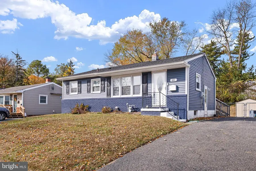 64 Holden Dr, New Castle, DE 19720 - Image #2