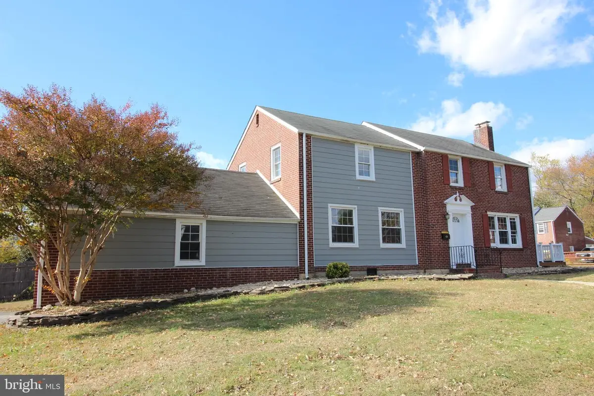 405 N Augustine St, Newport, DE 19804 - Image #1