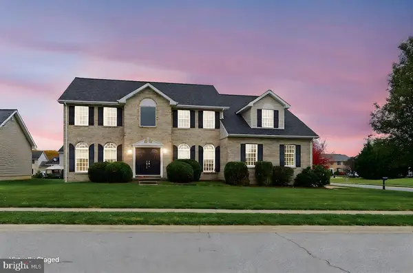 205 Megan Dr, BEAR, DE 19701