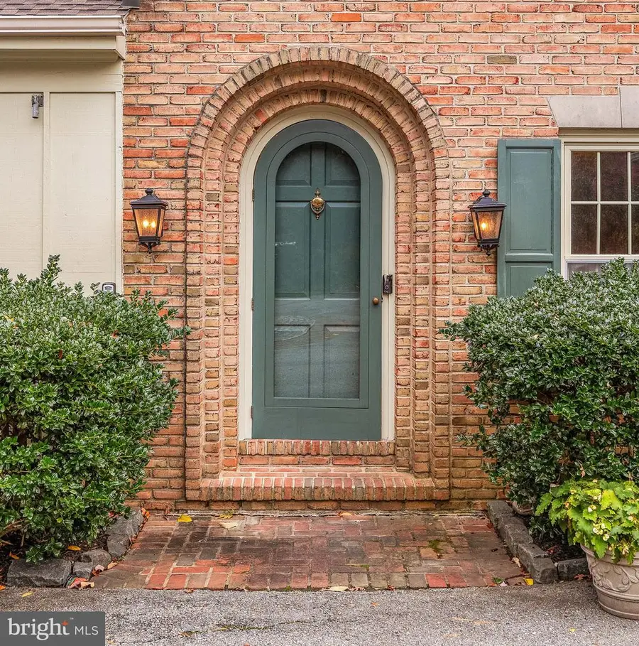 915 Barley Dr, Wilmington, DE 19807 - Image #2