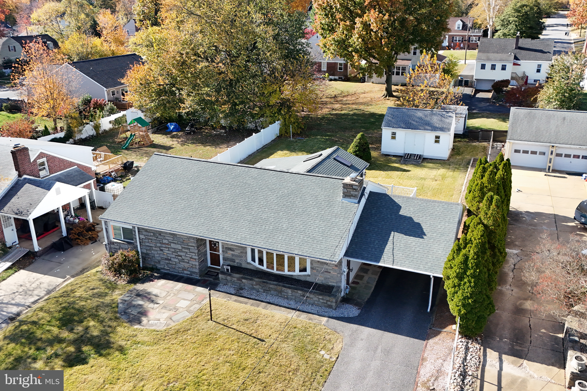 206 School House Ln, Wilmington, DE 19809 - Image #1