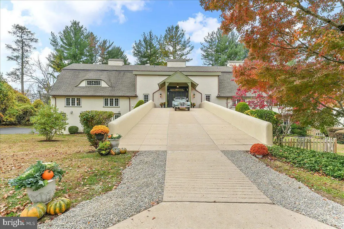 208 Haystack Ln, Wilmington, DE 19807 - Image #1