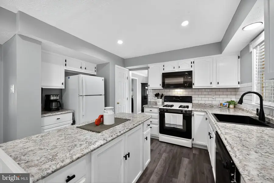 256 Romney Blvd, Newark, DE 19702 - Image #2