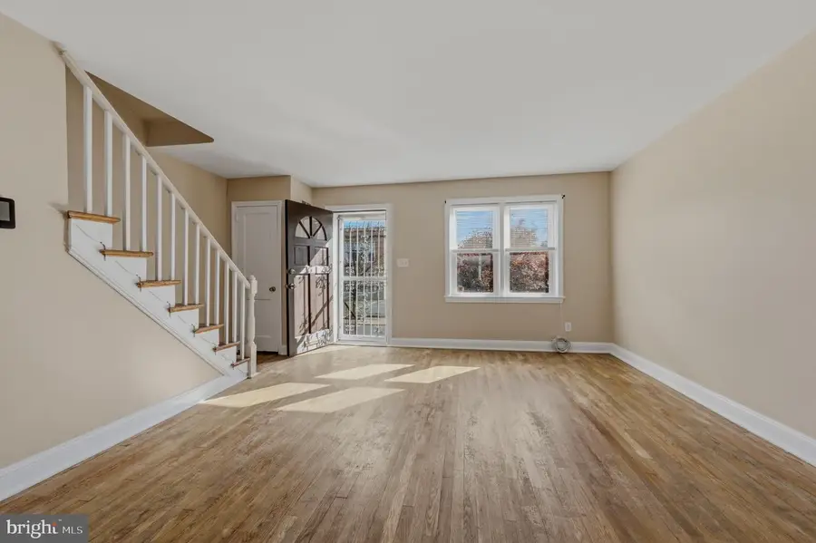 2111 N Locust St, Wilmington, DE 19802 - Image #2