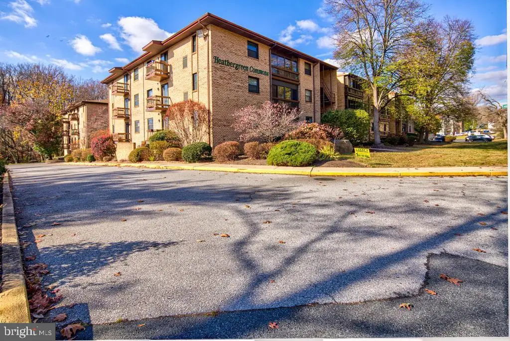 2212 Heather Ct, Wilmington, DE 19809 - Image #1