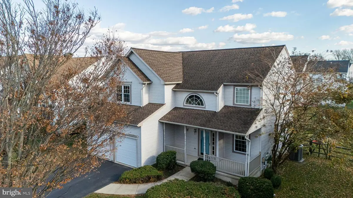 10 N Lotus Cir N, Bear, DE 19701 - Image #1