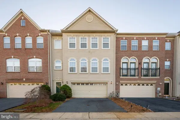 29 Sycamore Ln, BEAR, DE 19701