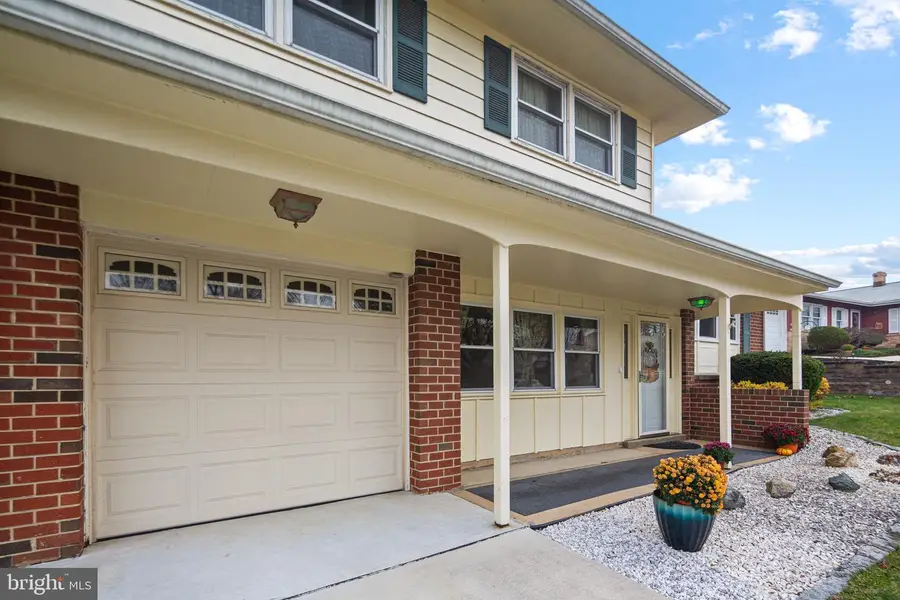 35 Vansant Rd, Newark, DE 19711 - Image #3