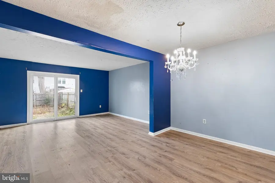 25 W Perpen Ct, Newark, DE 19702 - Image #2