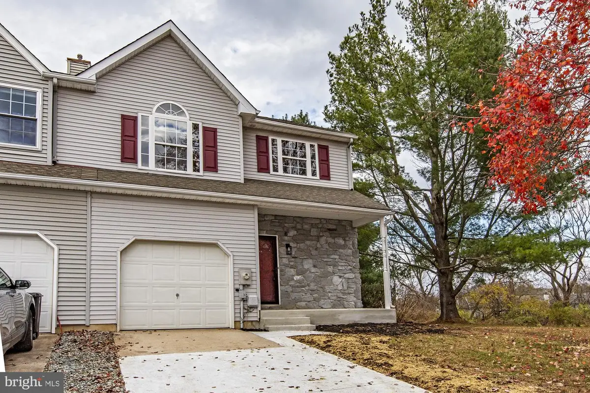 124 Shinn Cir, Wilmington, DE 19808 - Image #1