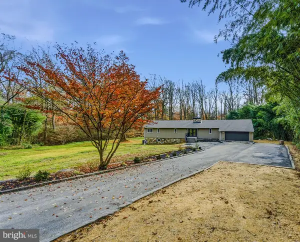 4 Meteor Ln, NEWARK, DE 19711