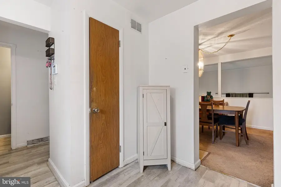 2344 Milton Pl, Newark, DE 19702 - Image #3