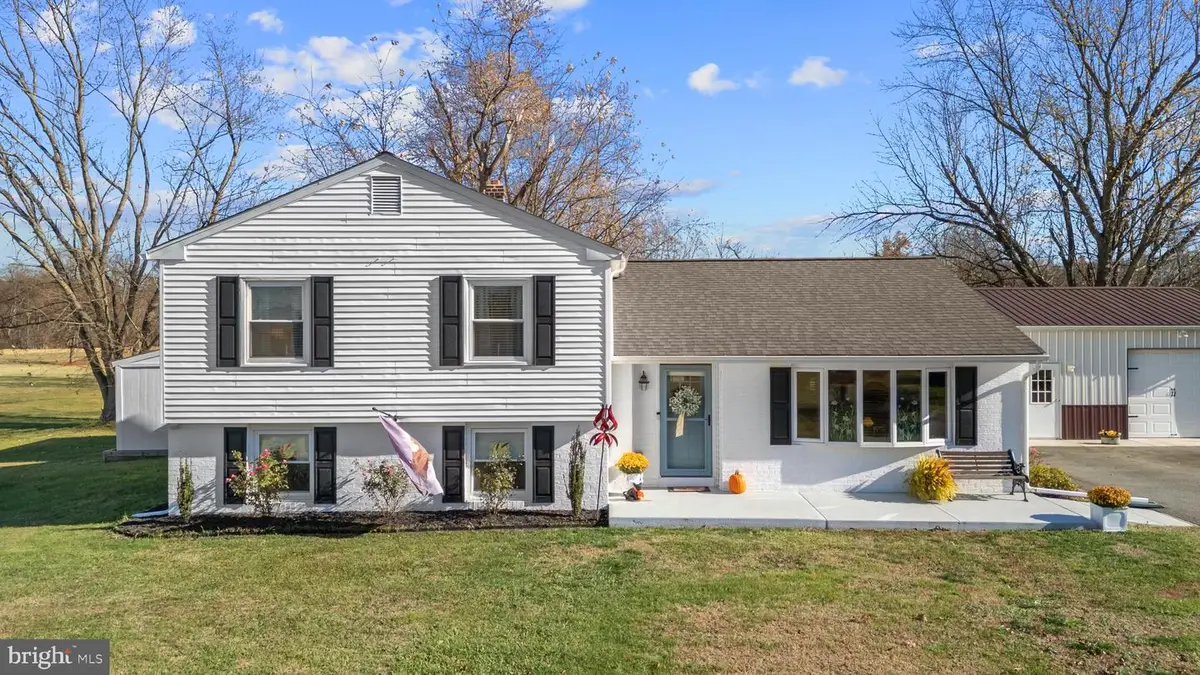 949 Blackbird Landing Rd, Townsend, DE 19734 - Image #1