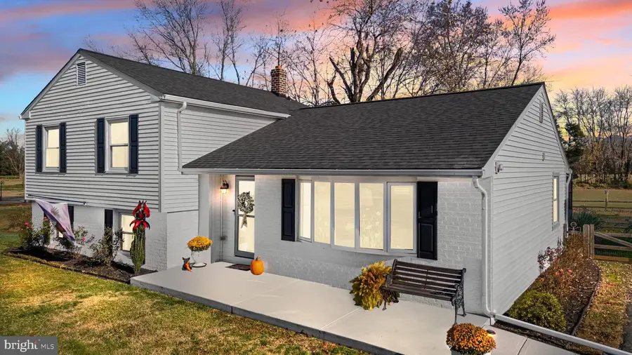 949 Blackbird Landing Rd, Townsend, DE 19734 - Image #2