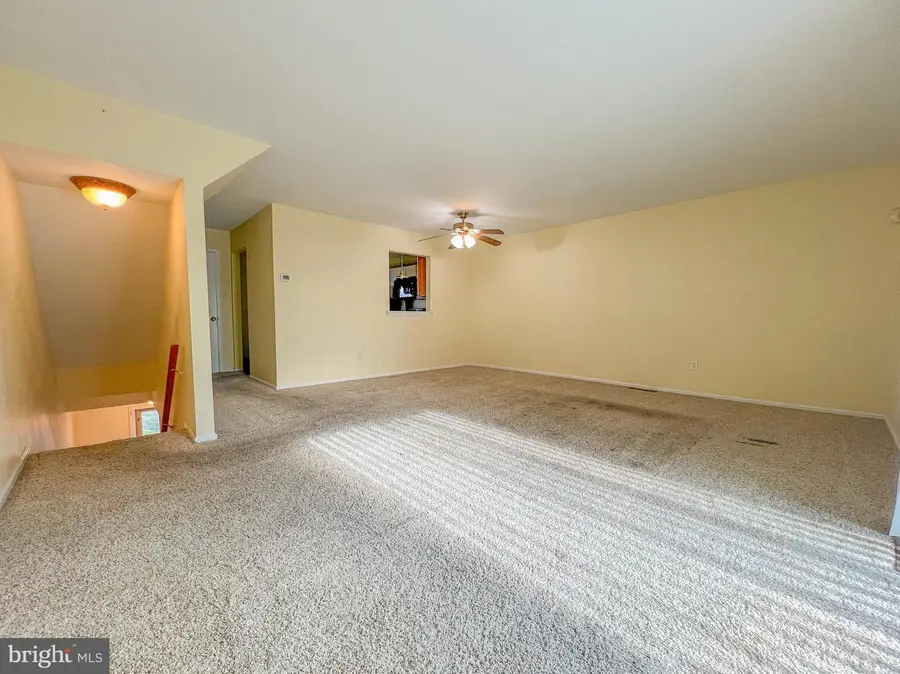 1098 Old Forge Rd, New Castle, DE 19720 - Image #3