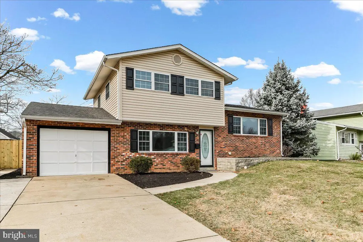 725 S Harmony Rd, Newark, DE 19713 - Image #1