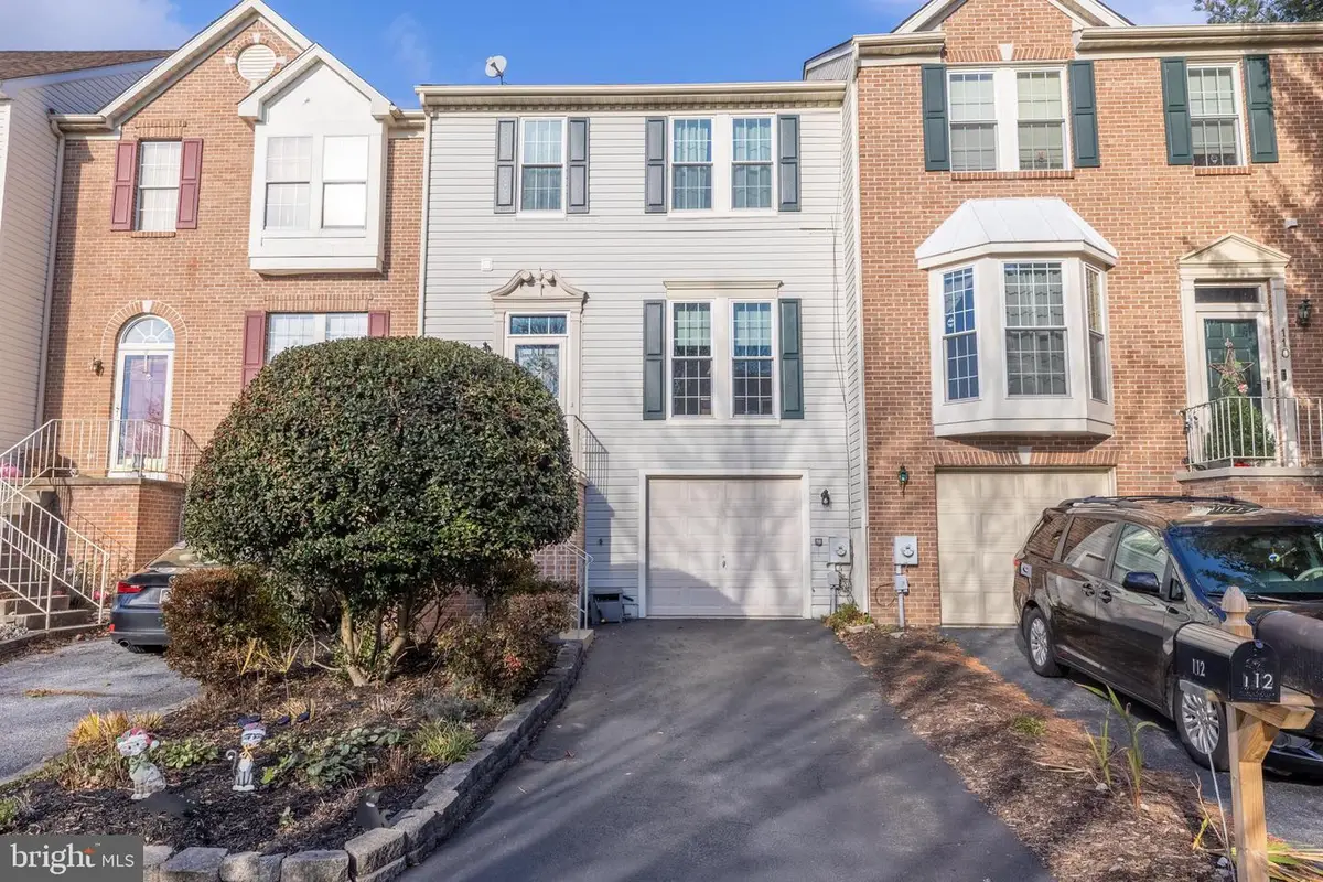 112 Monet Cir, Wilmington, DE 19808 - Image #1