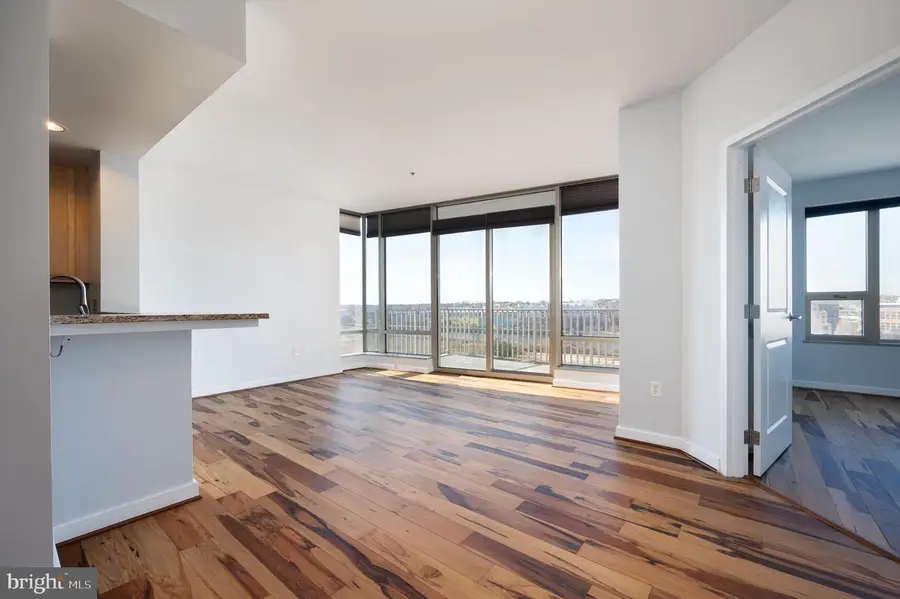 105-unit Christina Landing Dr #806, Wilmington, DE 19801 - Image #3