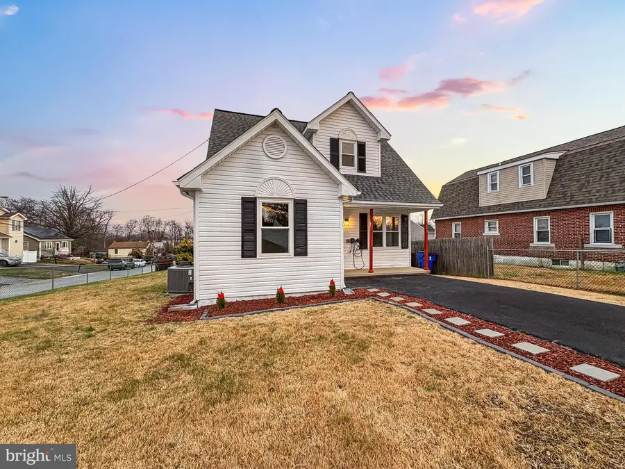 206 Liberty Blvd, New Castle, DE 19720 - Image #2