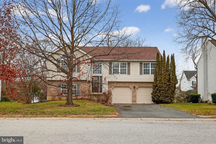 318 Hackberry Dr, New Castle, DE 19720 - Image #2
