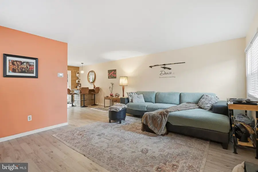 161 Valley Cir, Newark, DE 19711 - Image #3