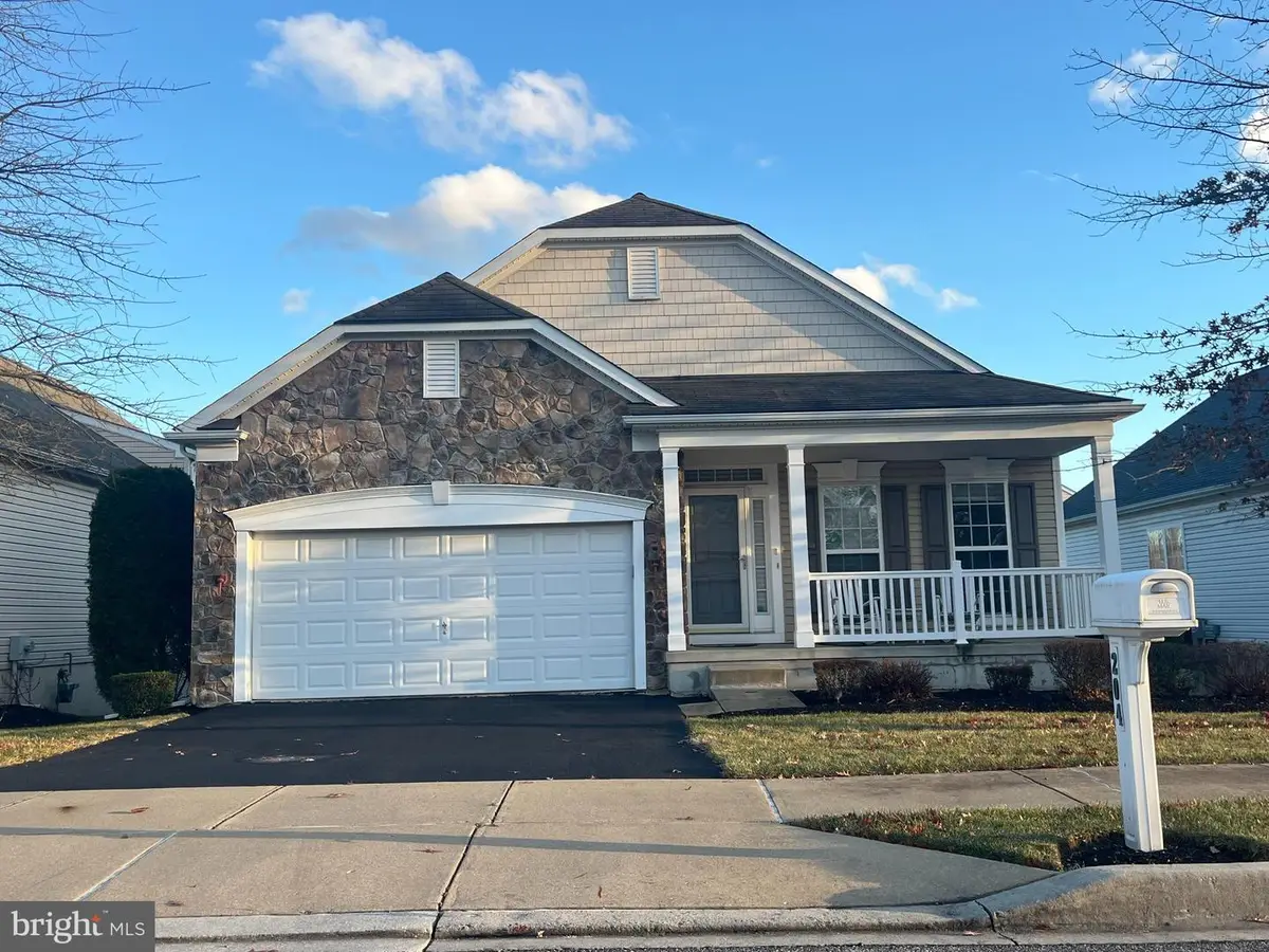 204 Galleon Dr, Newark, DE 19702 - Image #1