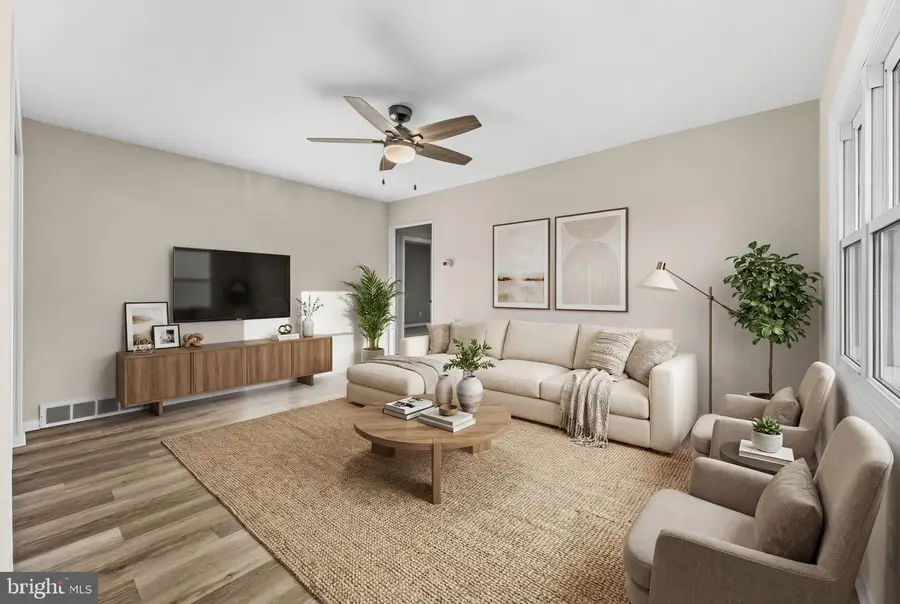 819 Old Harmony Rd, Newark, DE 19711 - #3