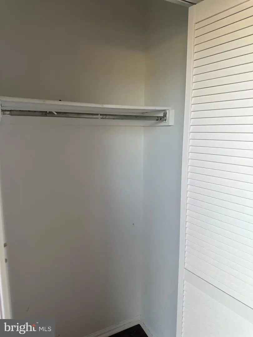 1049 Old Forge Rd, New Castle, DE 19720 - Image #3