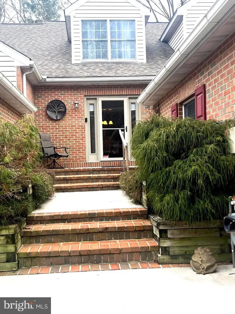 130 Gregg Dr, Wilmington, DE 19808 - Image #2