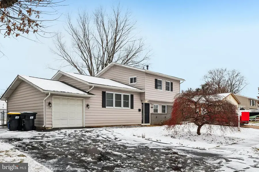 103 Anglin Dr, Newark, DE 19713 - Image #2