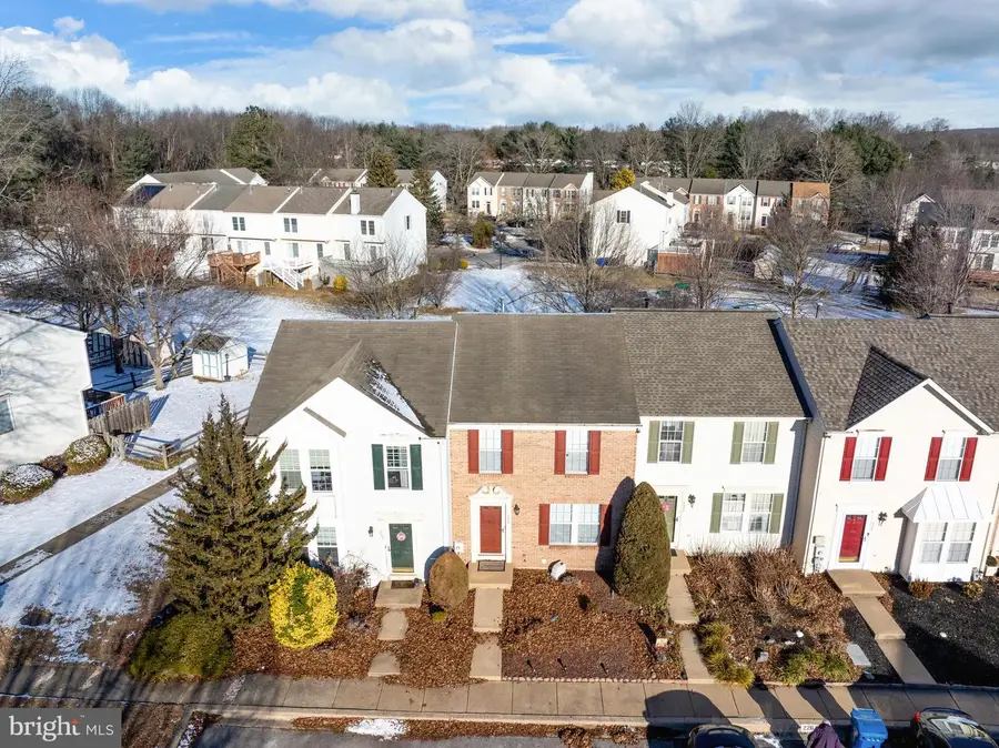 228 Jasmine Ln, Newark, DE 19702 - Image #2