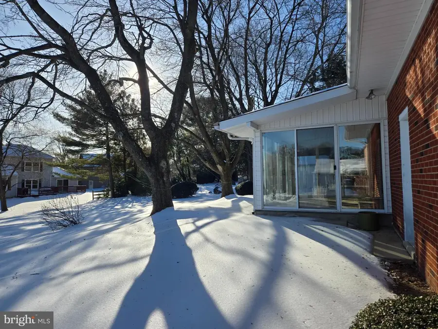 289 W Chestnut Hill Rd, Newark, DE 19713 - Image #3