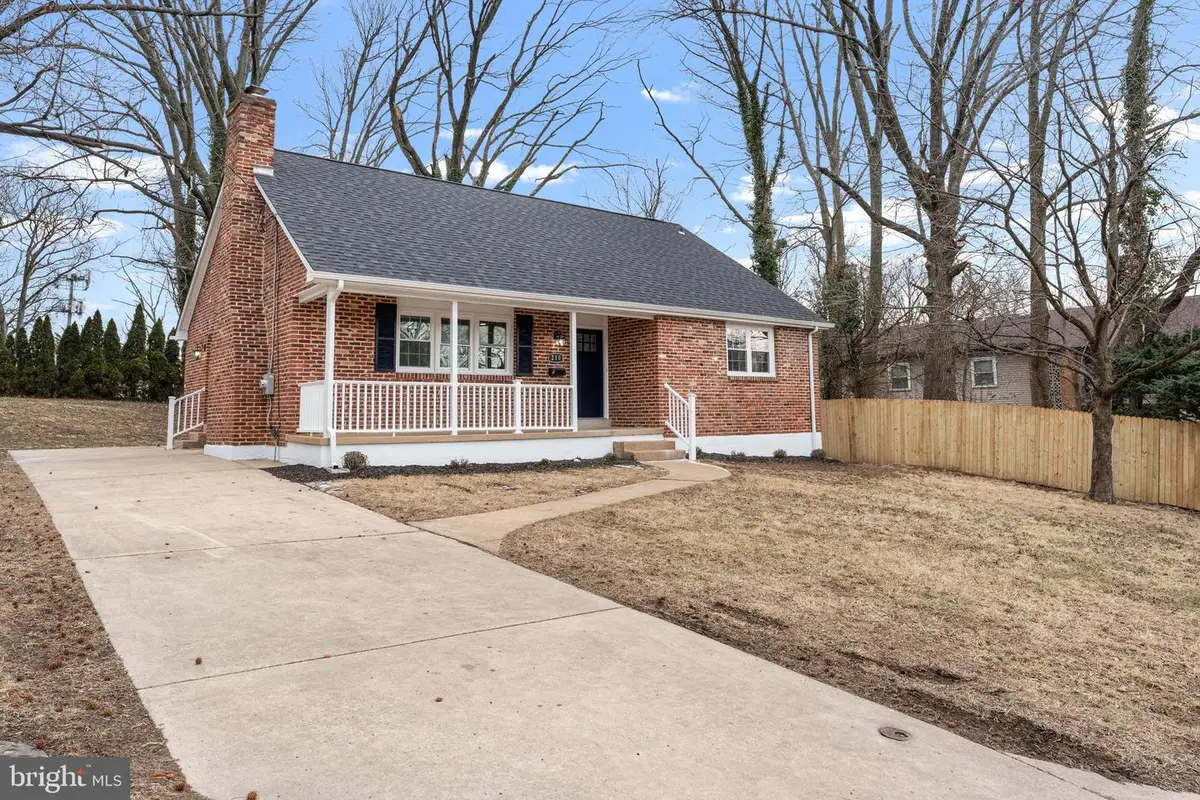 210 Beechwood Rd, Wilmington, DE 19809 - Image #1