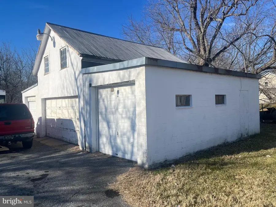 408 Marsh Rd, Wilmington, DE 19809 - Image #2