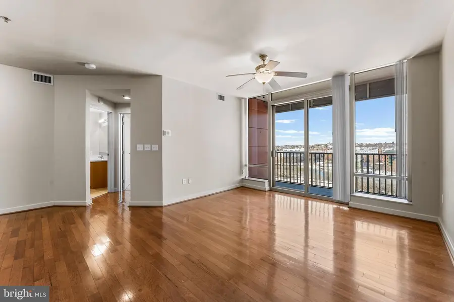 105-unit Christina Landing Dr #1108, Wilmington, DE 19801 - #2