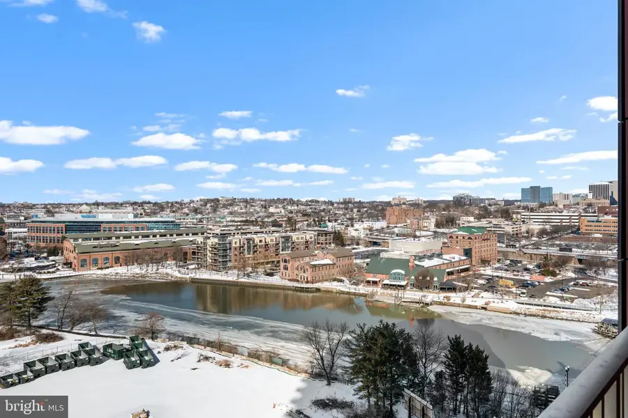 105-unit Christina Landing Dr #1108, Wilmington, DE 19801 - #3