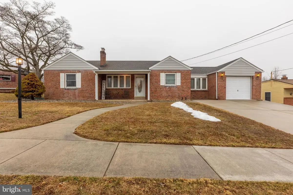 2413 Darnay Ln, Wilmington, DE 19808 - #1