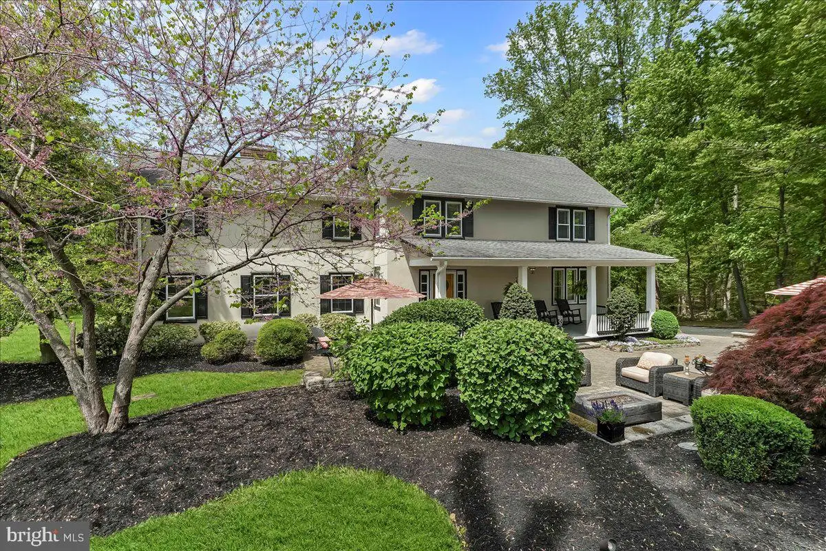 915 Centre Rd, Wilmington, DE 19807 - #1