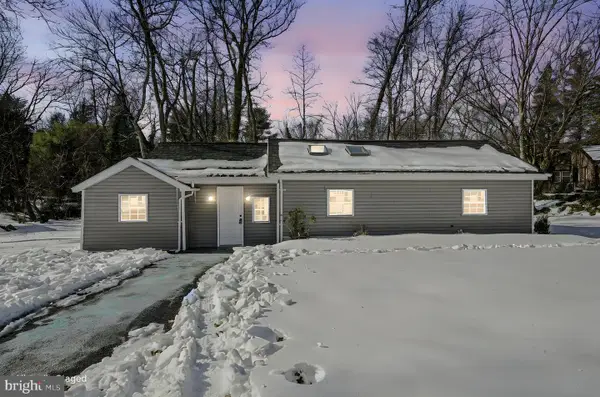 4 Lower Greenbriar Rd, WILMINGTON, DE 19810