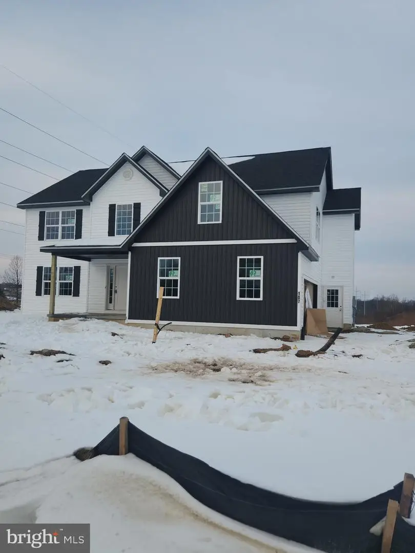 107 Nicholas Ct, New Castle, DE 19720 - Image #2