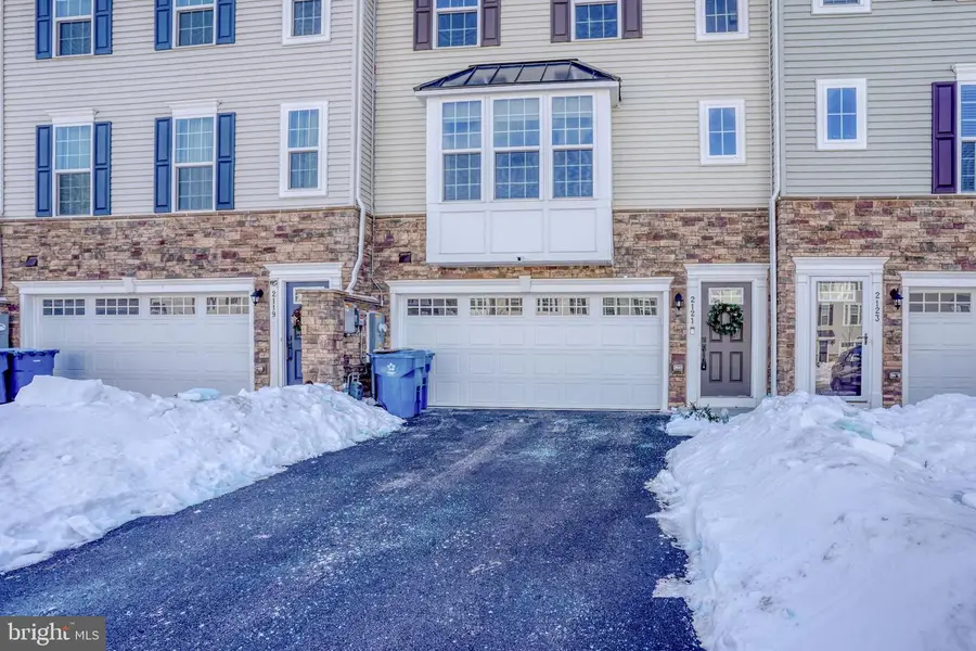 2121 Rivers Dr, Newark, DE 19702 - #2