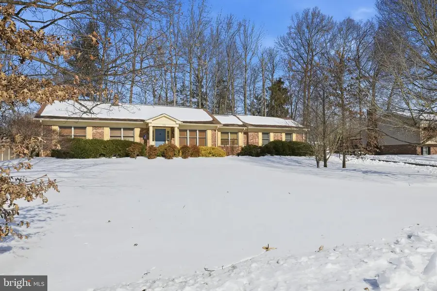 922 Sugar Pine Dr, Bear, DE 19701 - Image #2