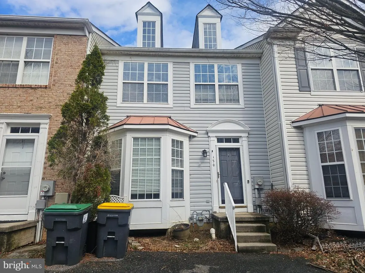 120 Creekmont Ct, Newark, DE 19702 - #1