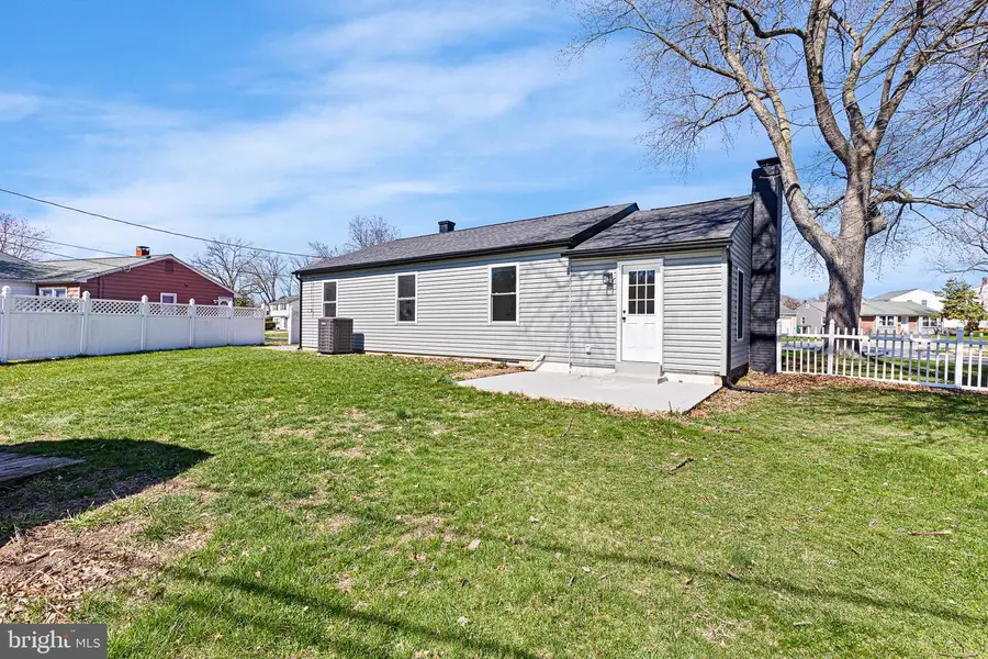 32 Constitution Blvd, New Castle, DE 19720 - #3