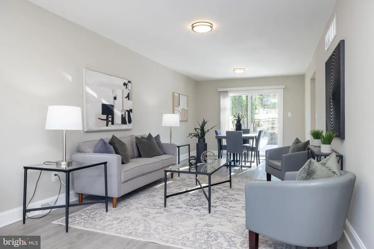 209 W Edgewater Way, Newark, DE 19702 - #1