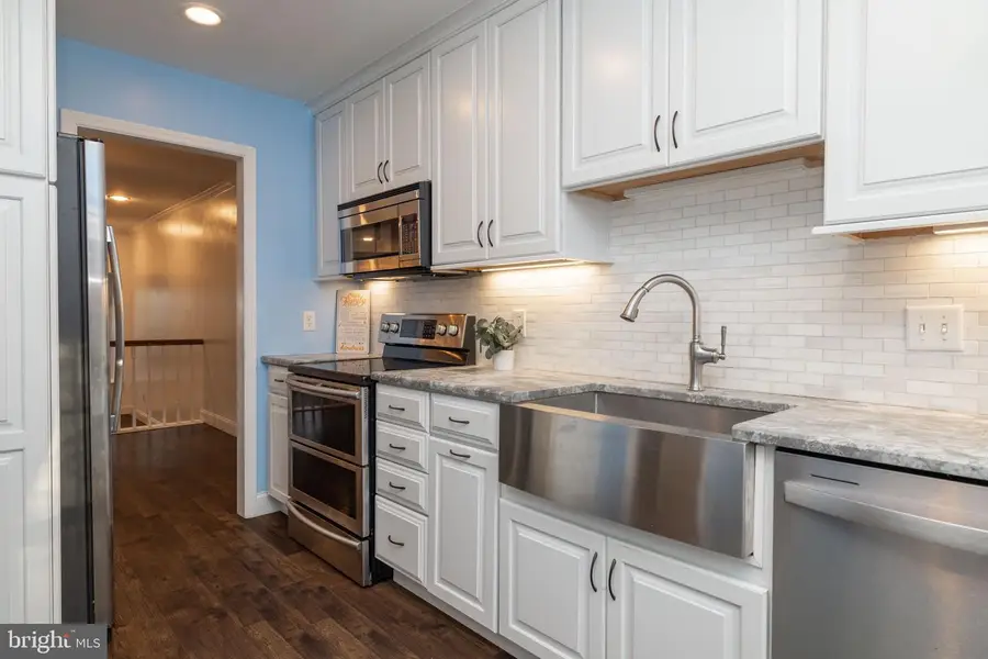 311 Stoneham Dr, Hockessin, DE 19707 - #3