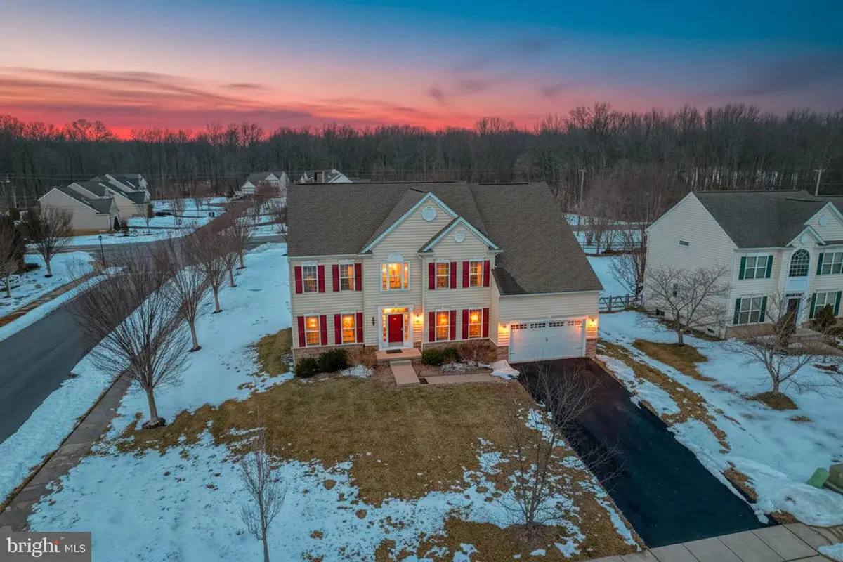 301 E Furrow Ln, Newark, DE 19702 - #1