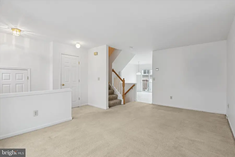 9 Creek Ln, Newark, DE 19702 - #2