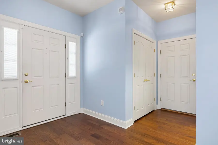 18 Devalinder Dr, Newark, DE 19702 - #2